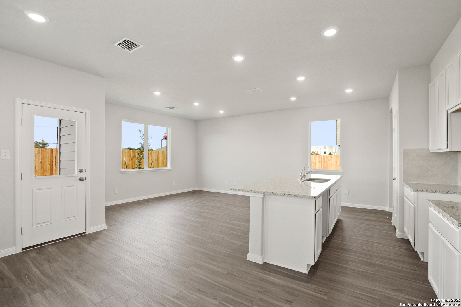 10111 Carnelian Cove San Antonio TX 78245