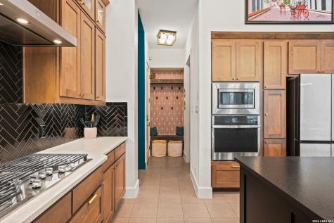 135 Wild Rose Hill Boerne TX 78006