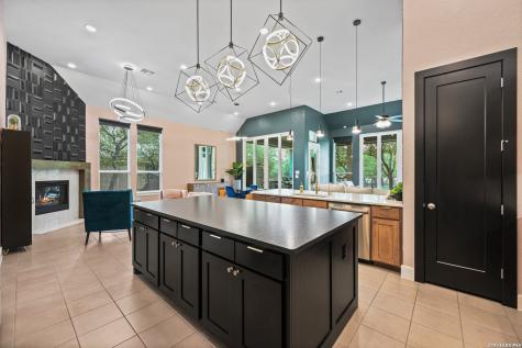 135 Wild Rose Hill Boerne TX 78006