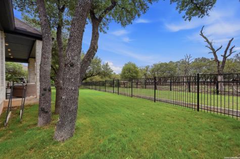 135 Wild Rose Hill Boerne TX 78006