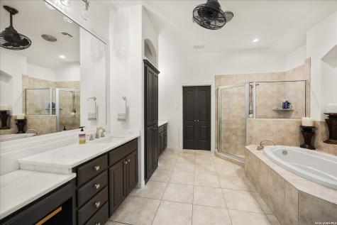 30223 Fairway Ash Fair Oaks Ranch TX 78015