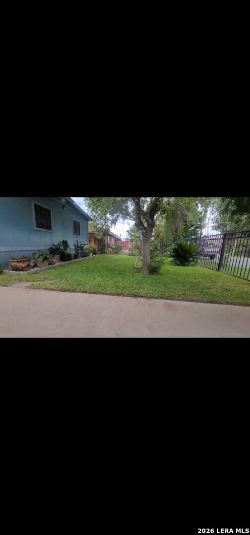 511 Zaragoza Drive Eagle Pass TX 78852