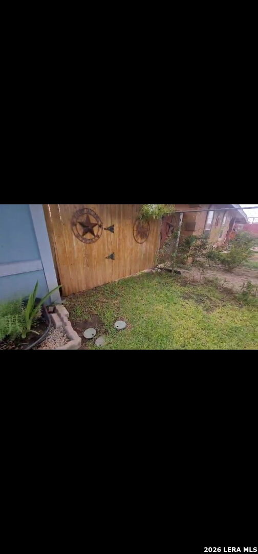 511 Zaragoza Drive Eagle Pass TX 78852