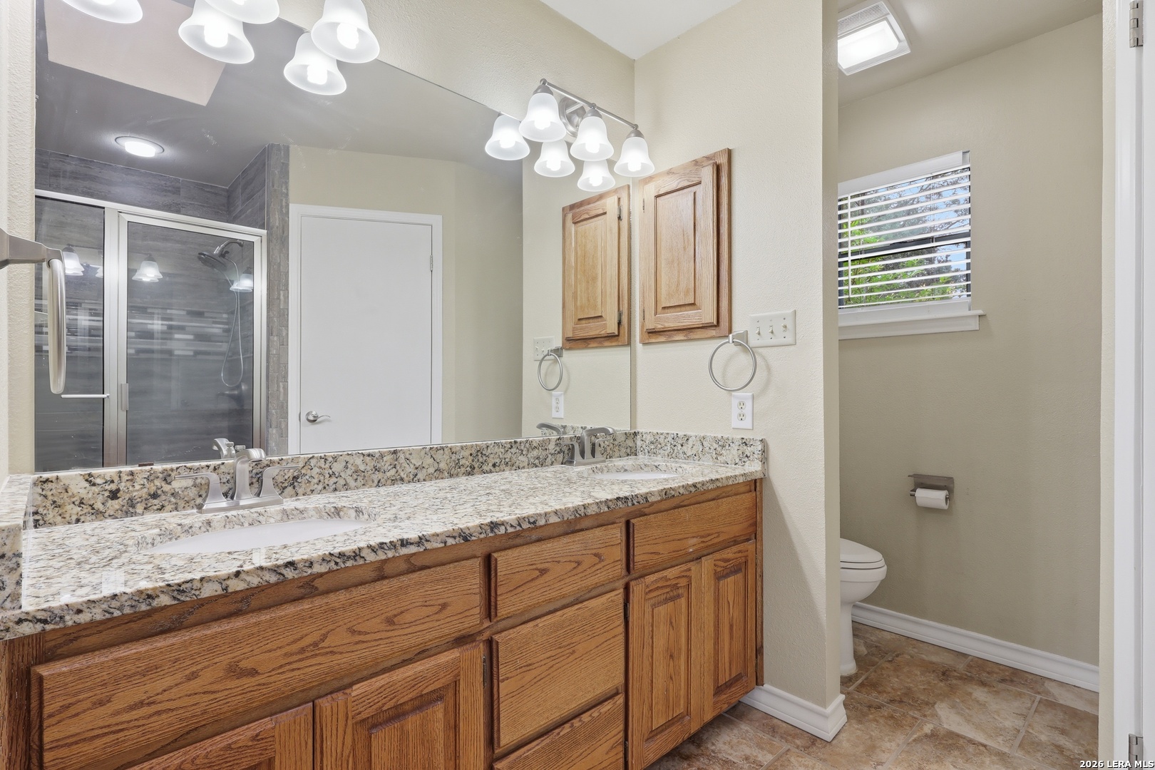 106 Oak Ridge Drive La Vernia TX 78121