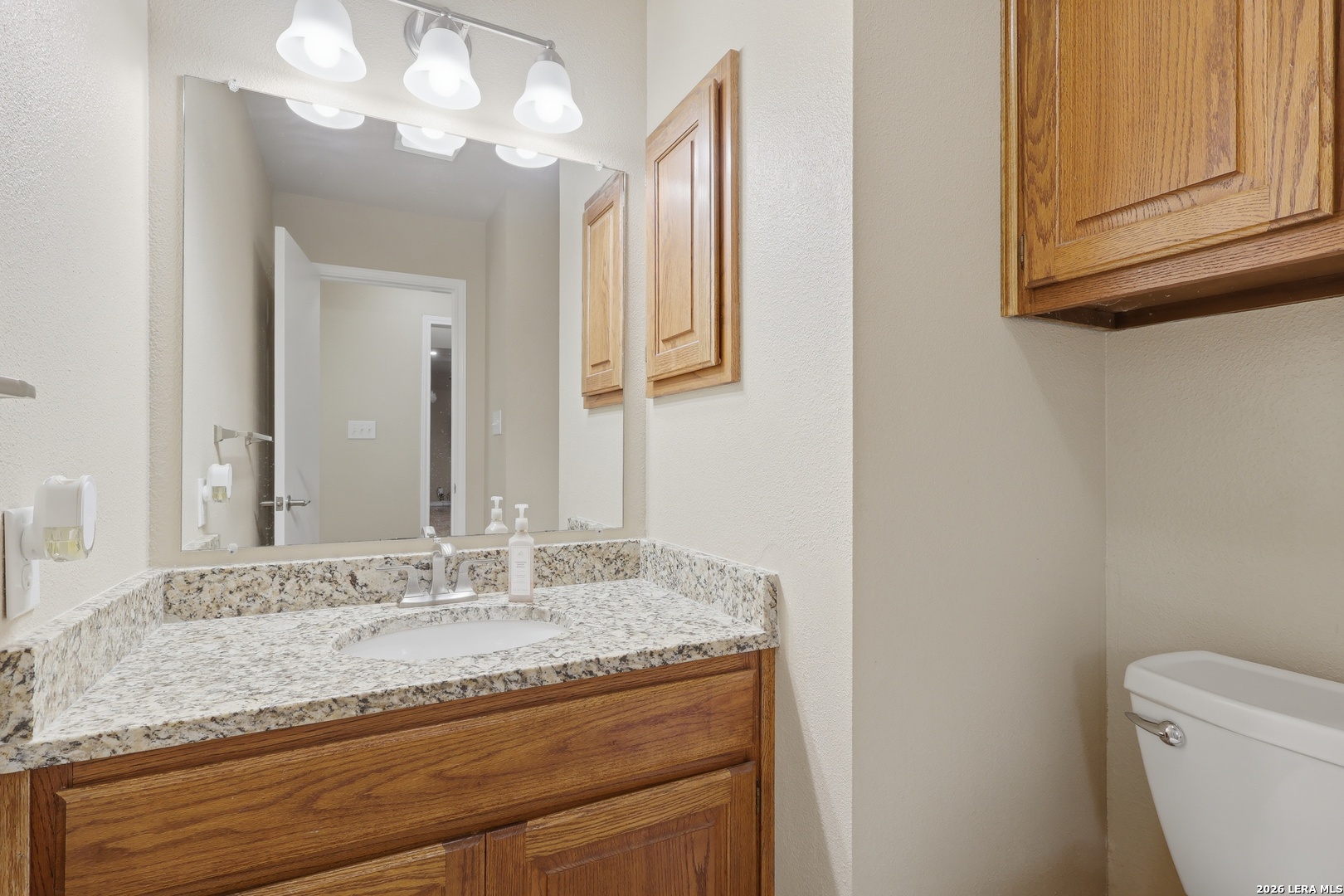 106 Oak Ridge Drive La Vernia TX 78121