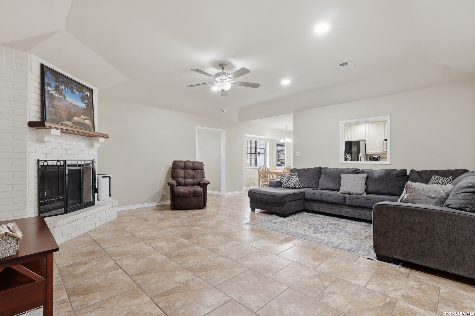 106 Oak Ridge Drive La Vernia TX 78121