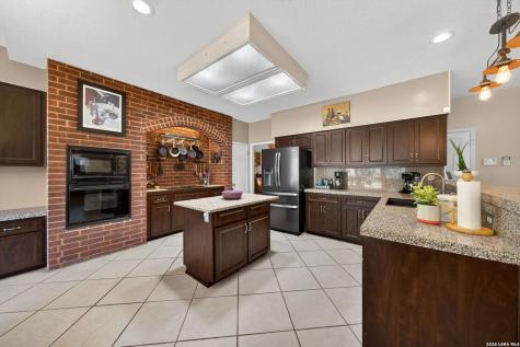 8519 Timber Ranch San Antonio TX 78250