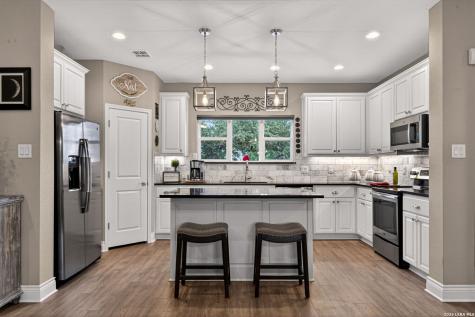 1403 Cottonwood Road Fischer TX 78623
