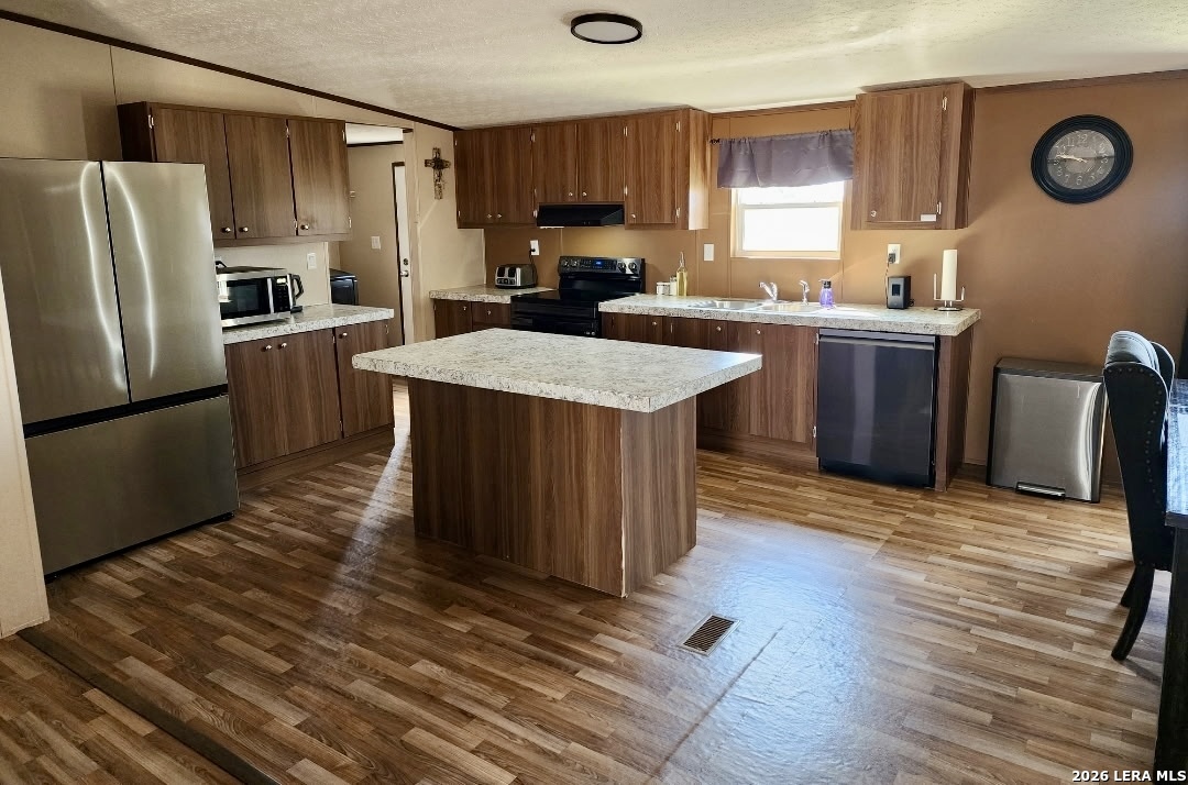 11903 N State Highway 123 Falls City TX 78113