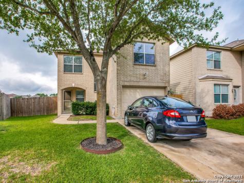 8614 Sierra Springs Converse TX 78109