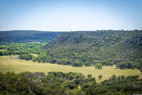 1012 Mourning Dove Canyon Lake TX 78133