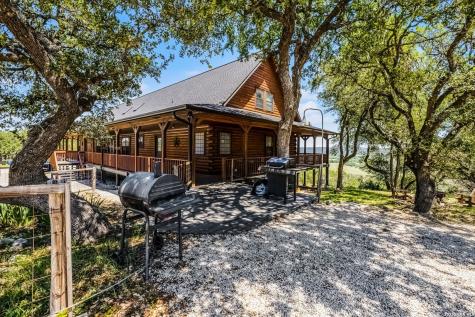 1012 Mourning Dove Canyon Lake TX 78133