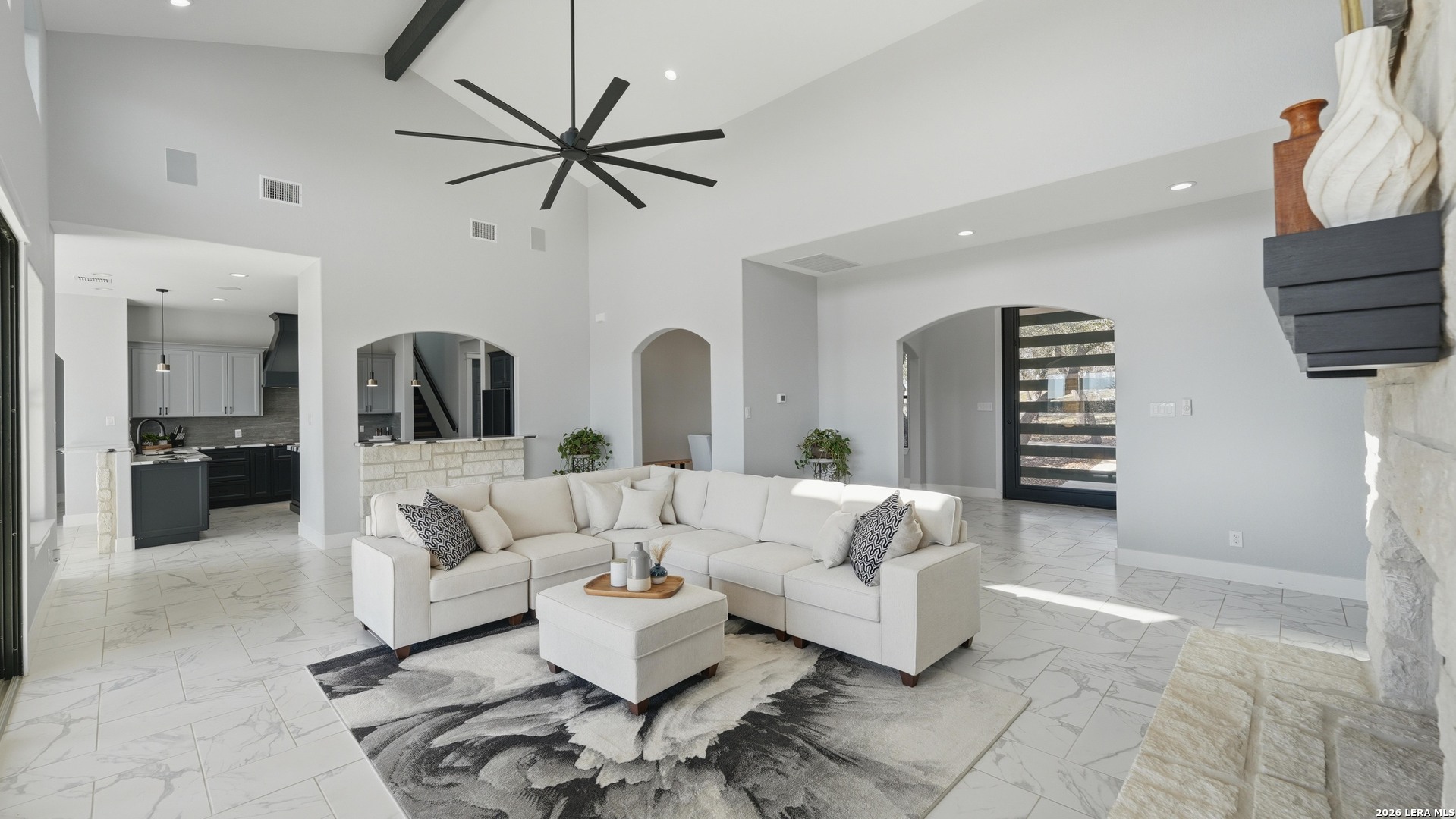 2587 Falling Oak Blanco TX 78606