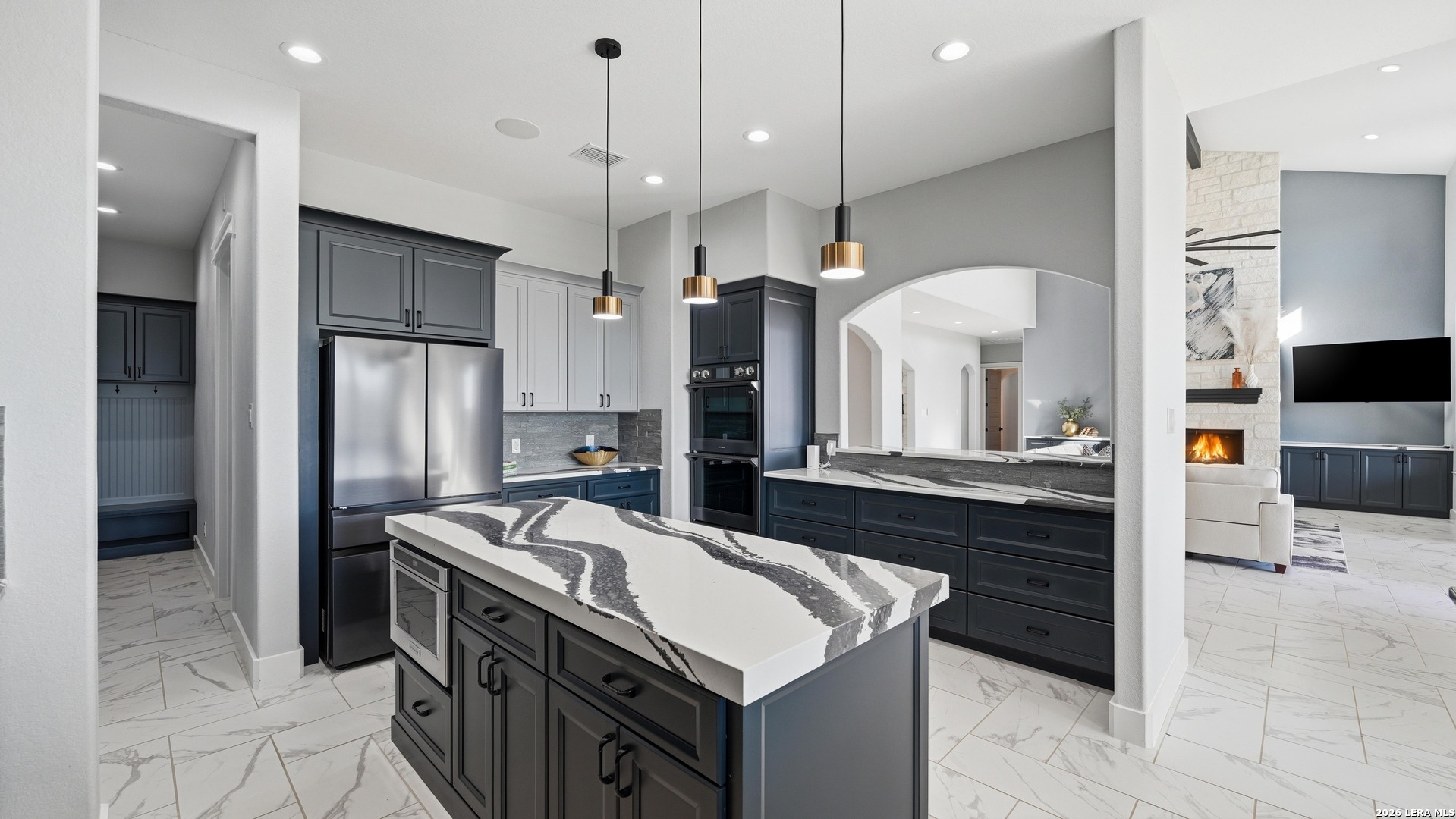 2587 Falling Oak Blanco TX 78606