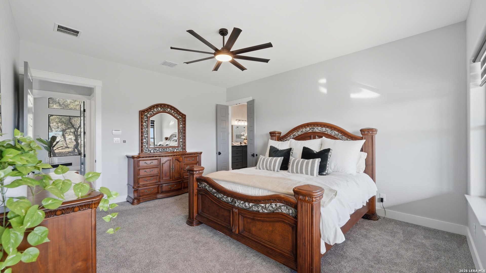 2587 Falling Oak Blanco TX 78606