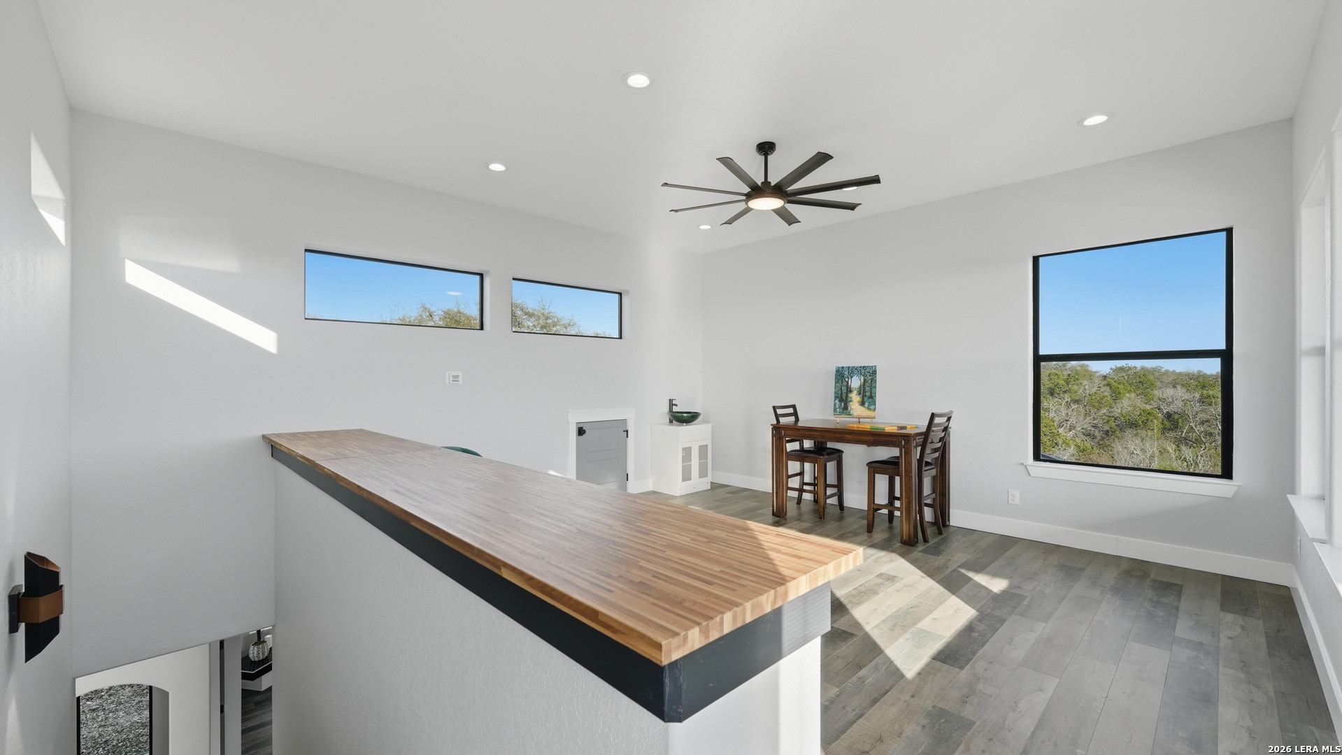 2587 Falling Oak Blanco TX 78606