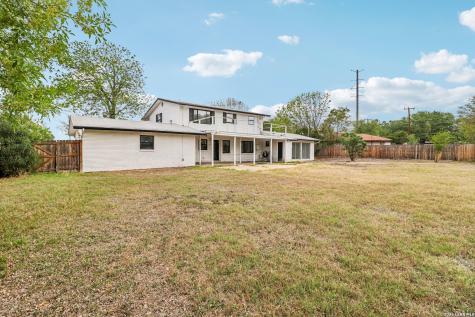 302 Weathercock Lane Windcrest TX 78239