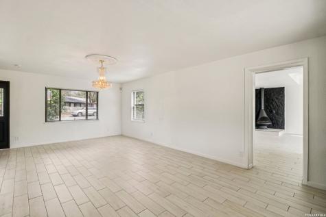 302 Weathercock Lane Windcrest TX 78239