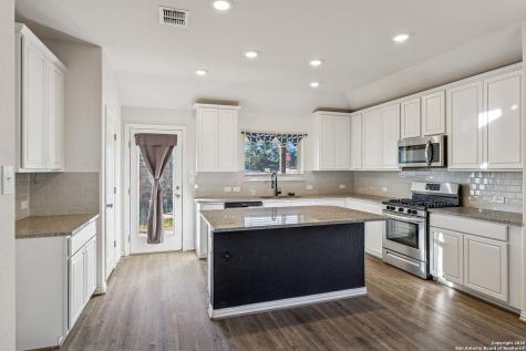 629 Jaboncillo New Braunfels TX 78132