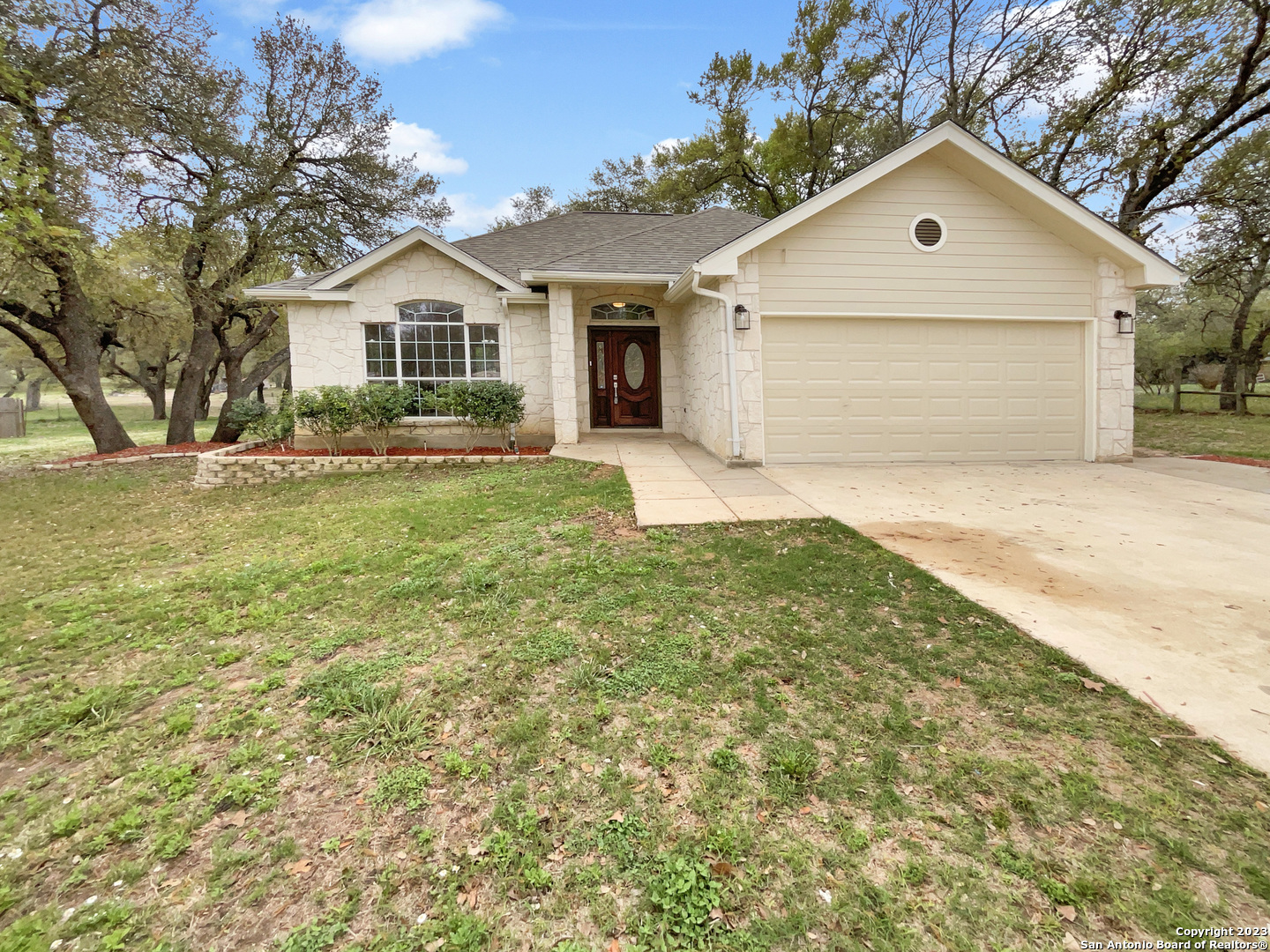 150 County Road 6864 Natalia TX 78059