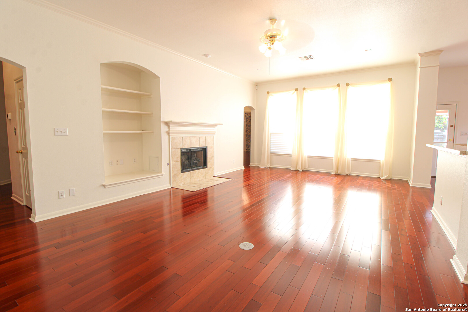 121 Antler Circle Hollywood Park TX 78232