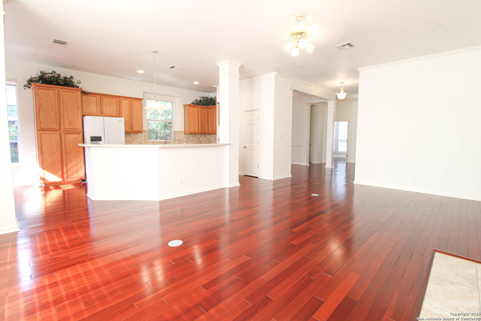 121 Antler Circle Hollywood Park TX 78232