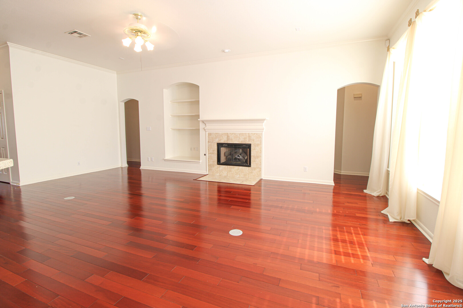 121 Antler Circle Hollywood Park TX 78232