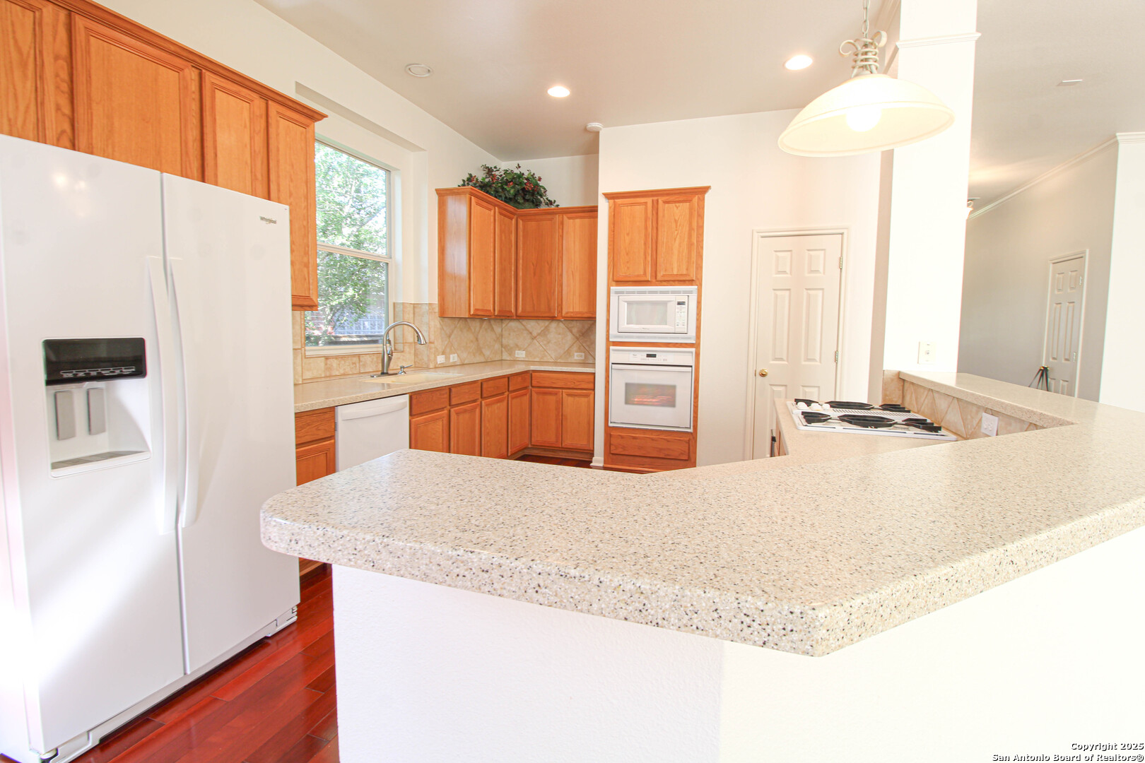 121 Antler Circle Hollywood Park TX 78232