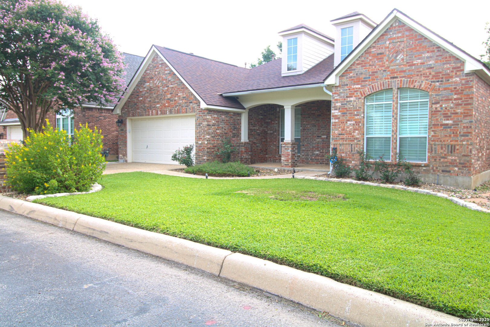 121 Antler Circle Hollywood Park TX 78232