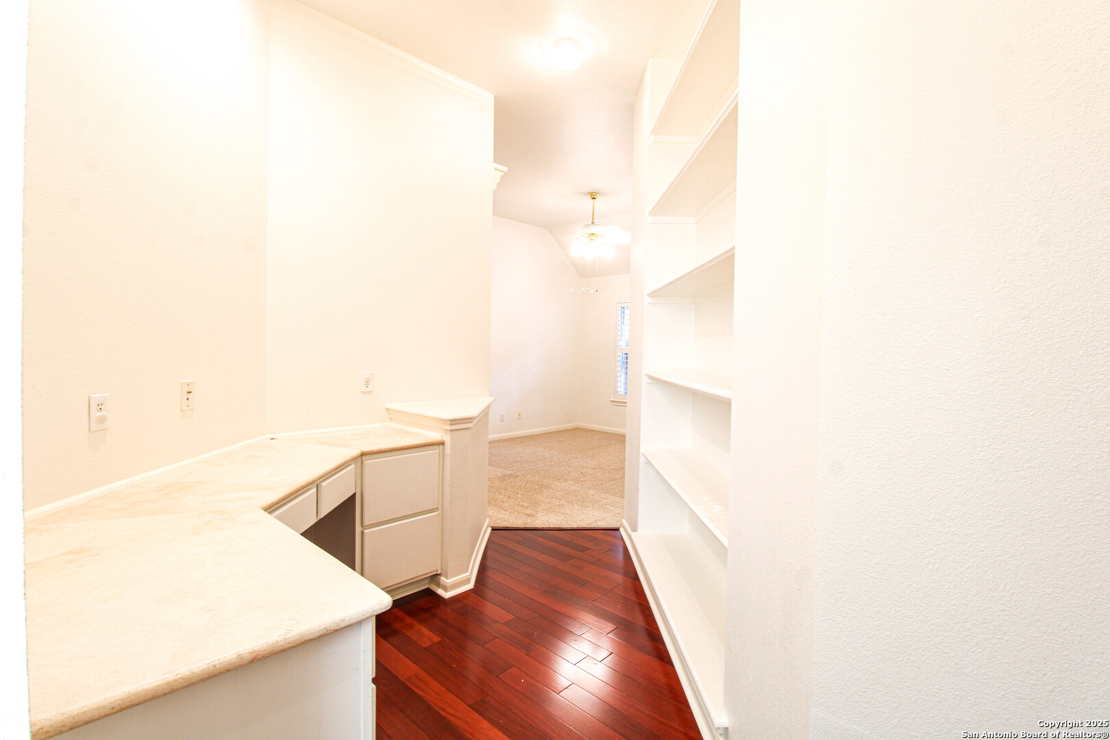 121 Antler Circle Hollywood Park TX 78232