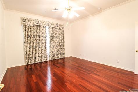 121 Antler Circle Hollywood Park TX 78232