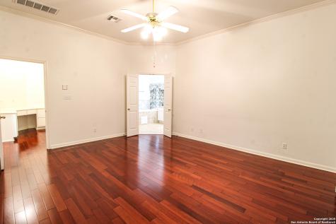 121 Antler Circle Hollywood Park TX 78232