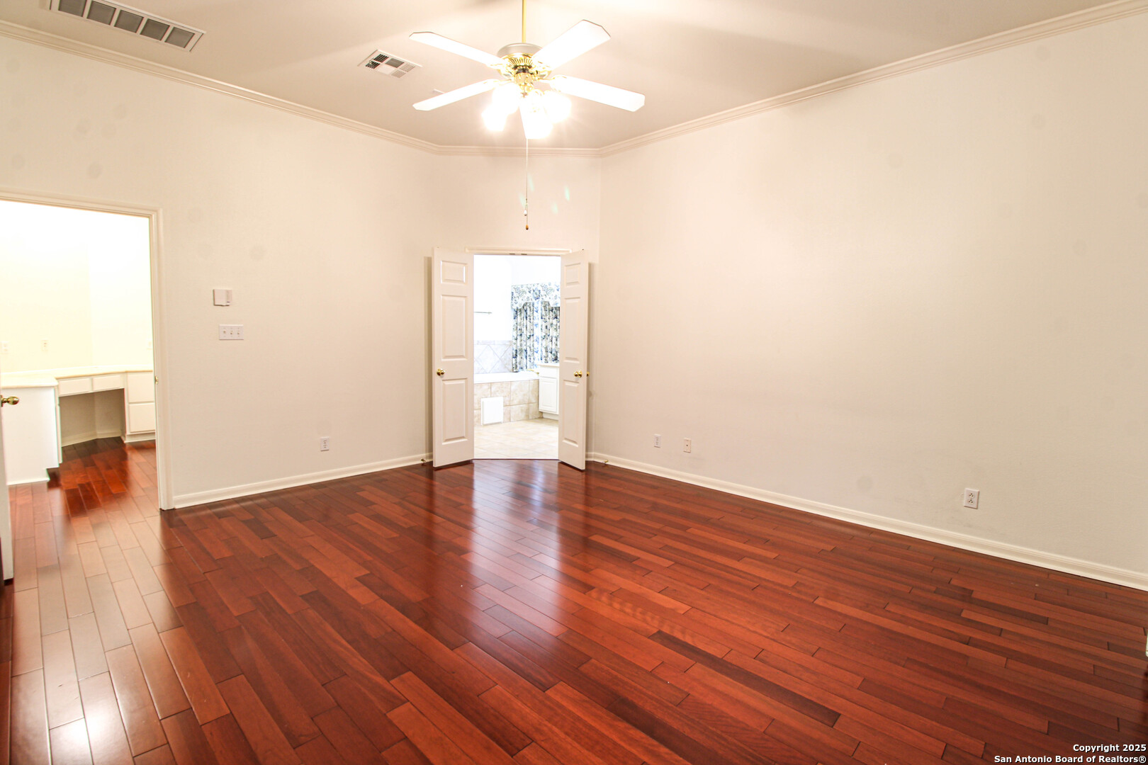 121 Antler Circle Hollywood Park TX 78232