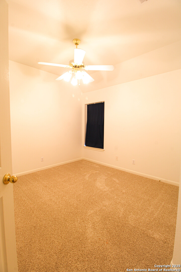 121 Antler Circle Hollywood Park TX 78232