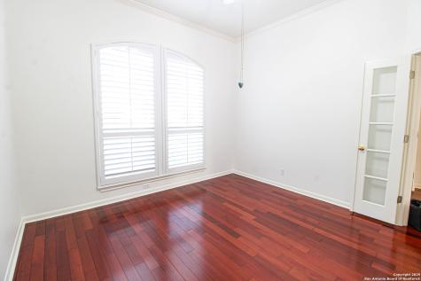 121 Antler Circle Hollywood Park TX 78232