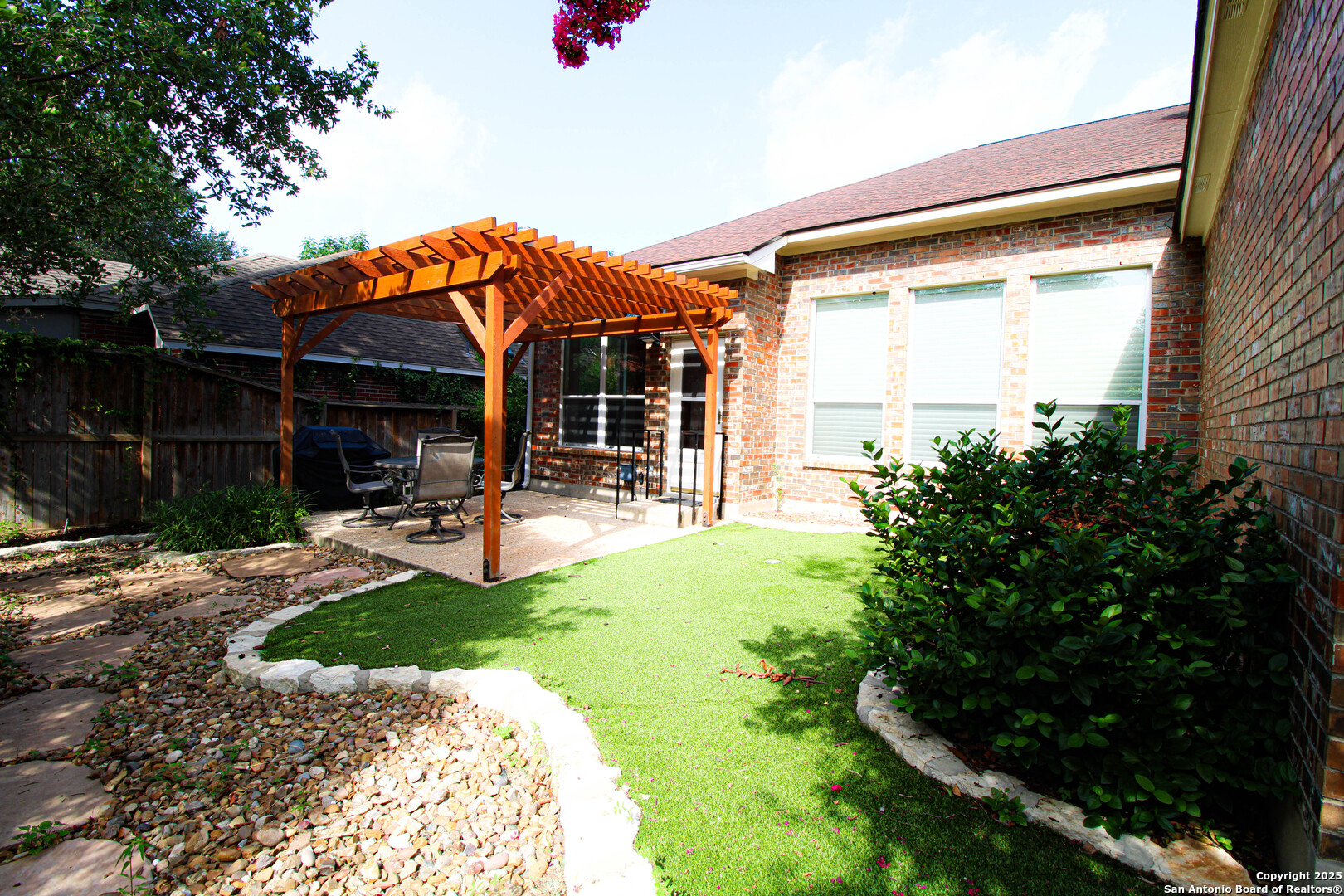 121 Antler Circle Hollywood Park TX 78232