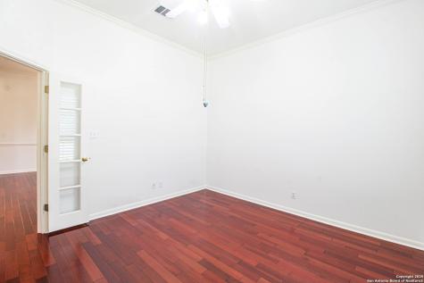 121 Antler Circle Hollywood Park TX 78232