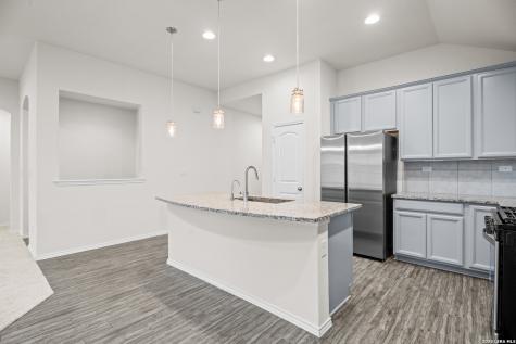 7634 Desperado Way Boerne TX 78015