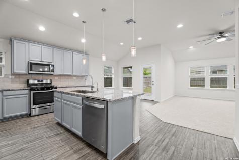 7634 Desperado Way Boerne TX 78015