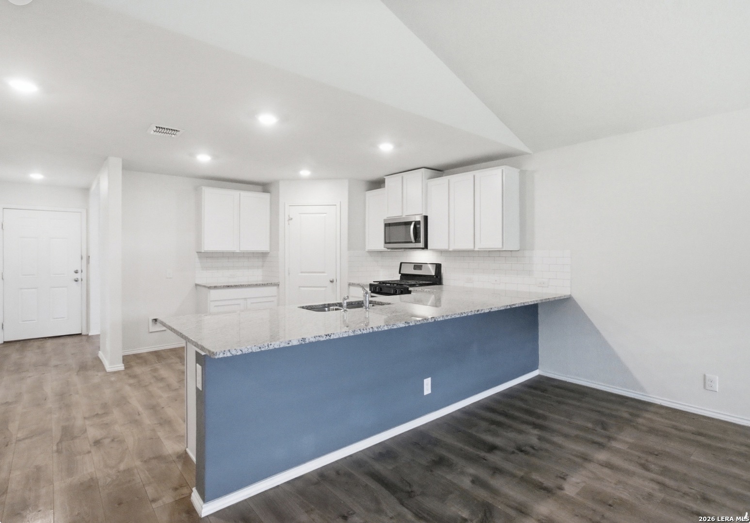 6407 Kendall Cove Converse TX 78109