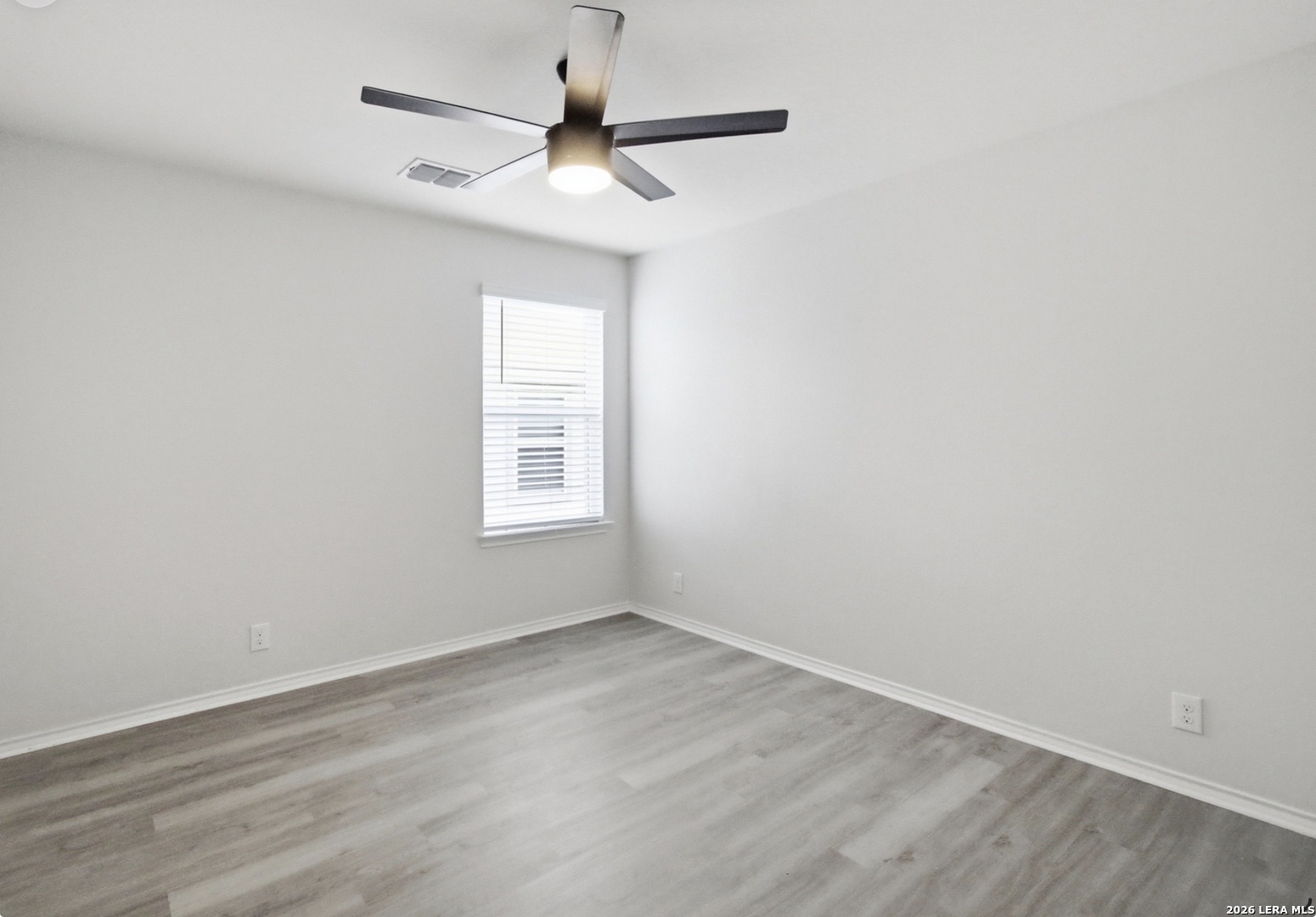 6407 Kendall Cove Converse TX 78109