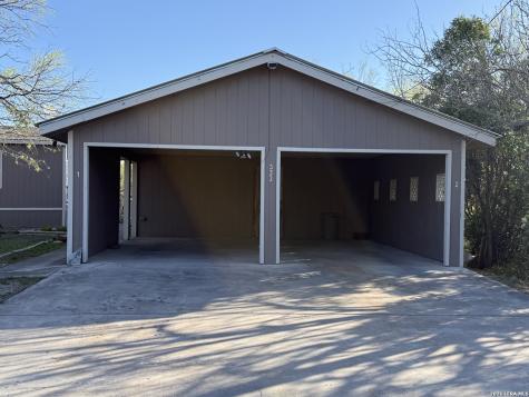 333 Fairway Circle Brackettville TX 78832