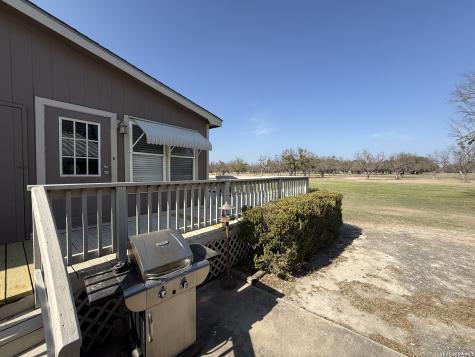333 Fairway Circle Brackettville TX 78832