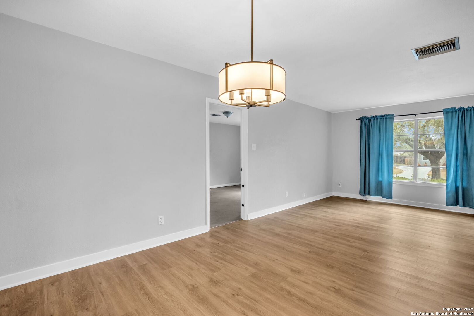8211 Berrycreek San Antonio TX 78218