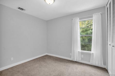 8211 Berrycreek San Antonio TX 78218