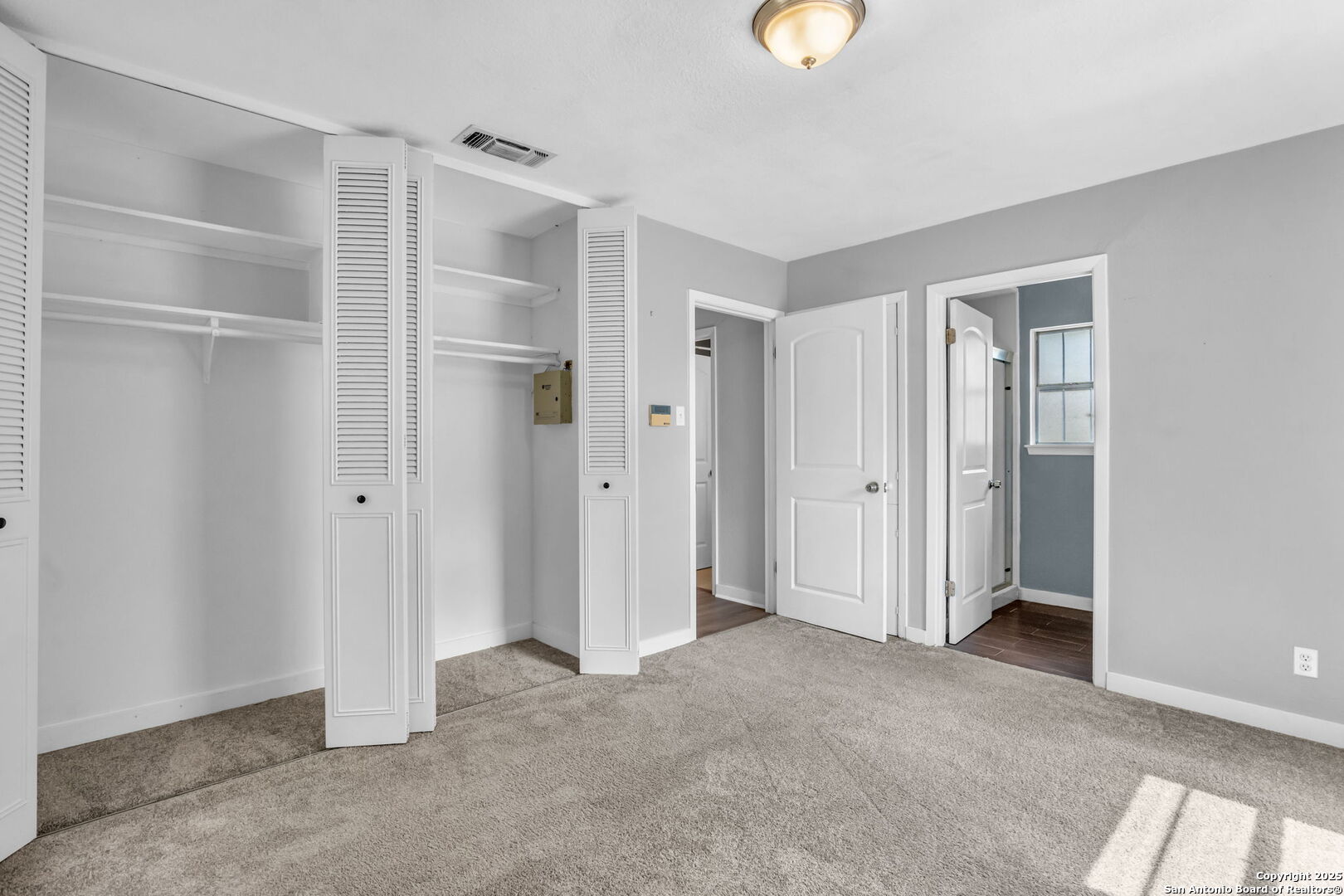 8211 Berrycreek San Antonio TX 78218