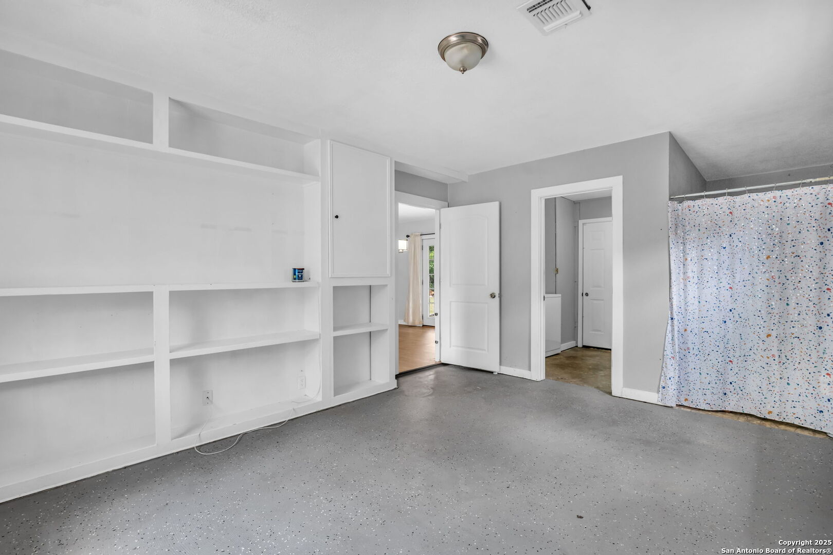 8211 Berrycreek San Antonio TX 78218
