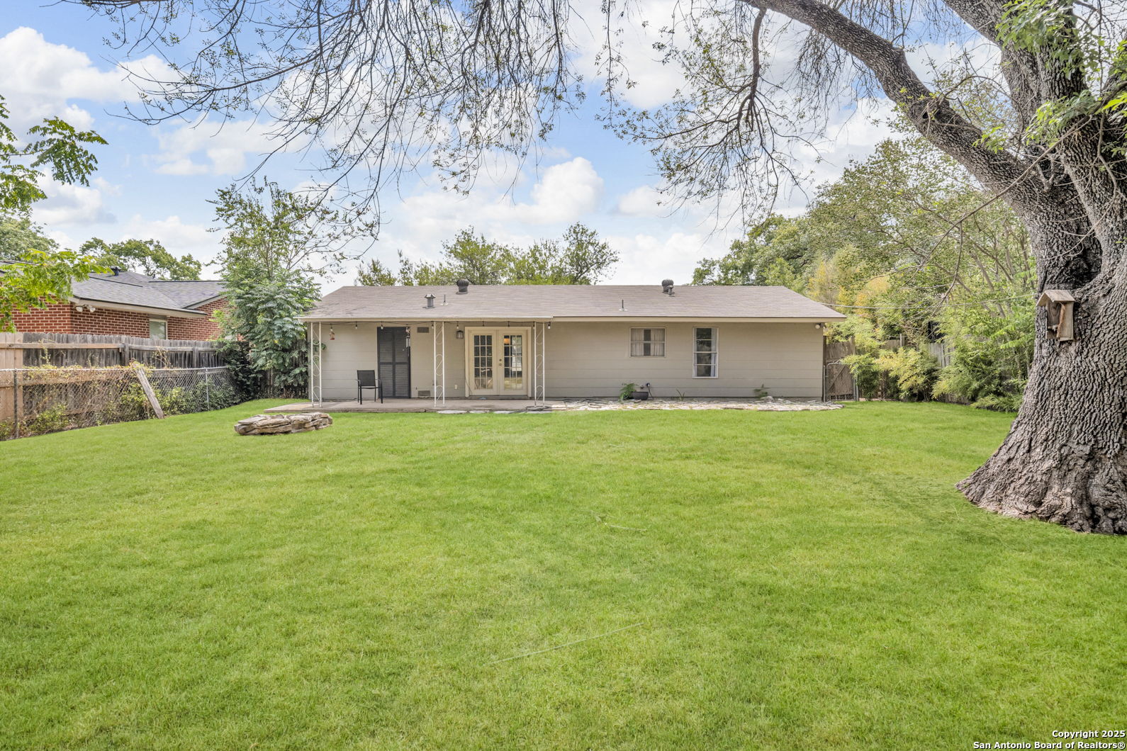 8211 Berrycreek San Antonio TX 78218