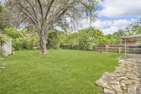 8211 Berrycreek San Antonio TX 78218