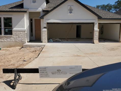 390 Bridle Trail New Braunfels TX 78132